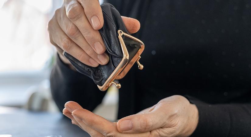 Sokan nem tudnak róla, pedig járhat: pluszpénzhez juthat több százezer kisnyugdíjas