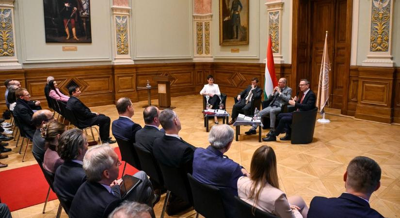 Navracsics Tibor: működésképtelen államot vett át az új kormányzat 2010-ben