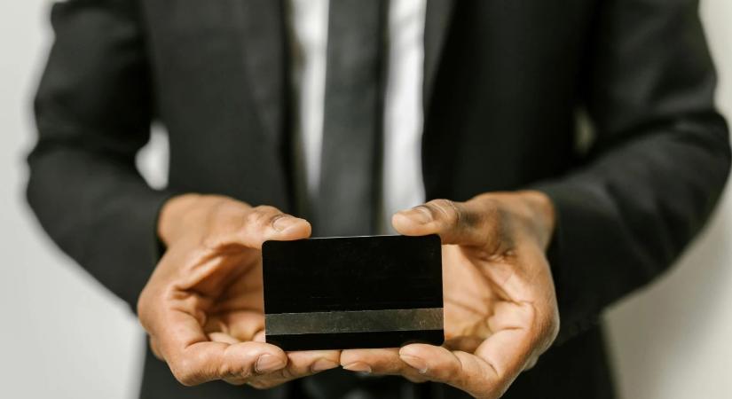 Utálod vagy imádod a Revolutot? Indul a nagy Revolut kutatás, értékes nyereményekkel