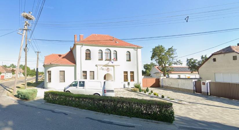 Dráma Pápa mellett: többször is rálőttek a falu polgármesterre