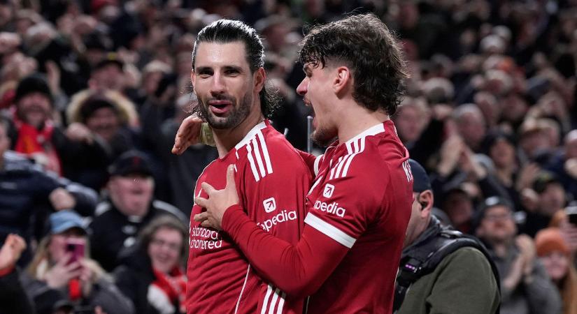 Az angolok megőrülnek Szoboszlaiért, különleges vigaszdíjat ítéltek neki, a Barcelona legendája máris kiborult