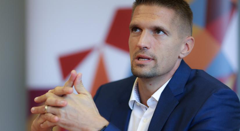 Győr Tamás: A beruházások és az ipar elérte lokális mélypontját