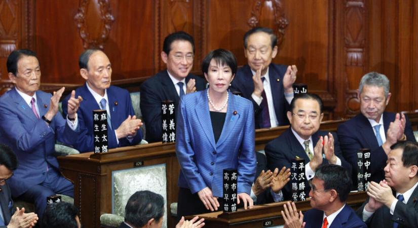 Izgulhat Kína, örülhet Donald Trump: mindenkit félresöpört a japán Vaslady