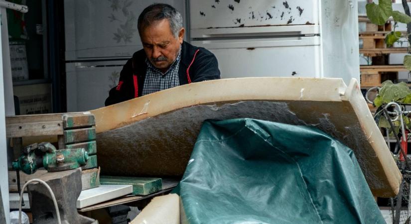 Javítani vagy lecserélni? Így tűnnek el a régi mesterségek