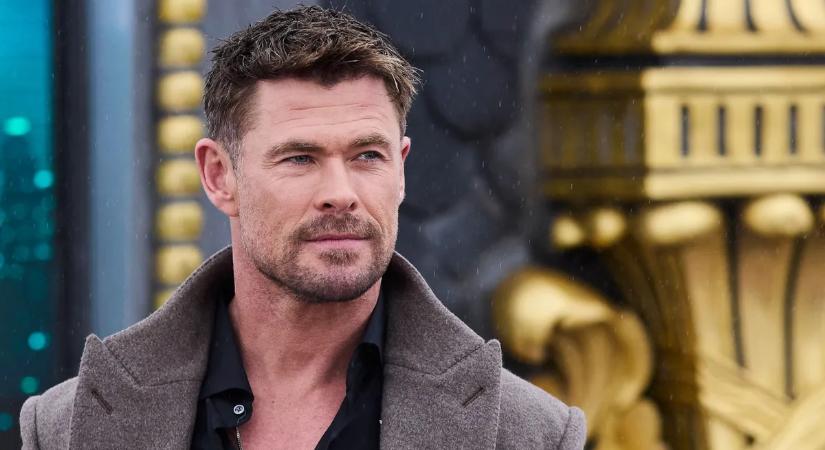 Chris Hemsworth brutálisan érzelemmentes lánykéréséről vallott