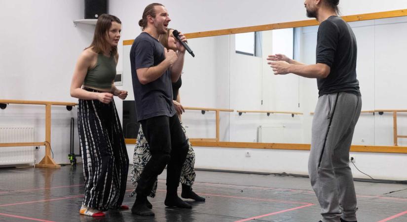 Új LIFT indul Sepsiszentgyörgyön – Mozgásszínházi utazás absztrakt térben