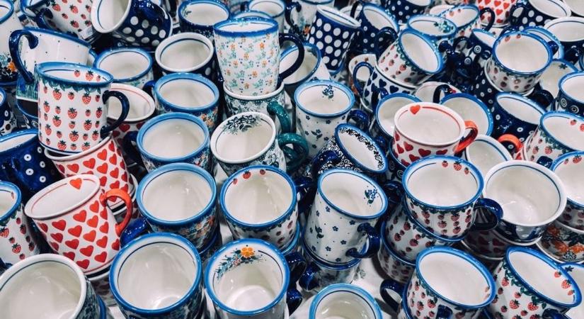 Ilyen még nem volt! Az első bögrekiállításra készülnek a Jászságban