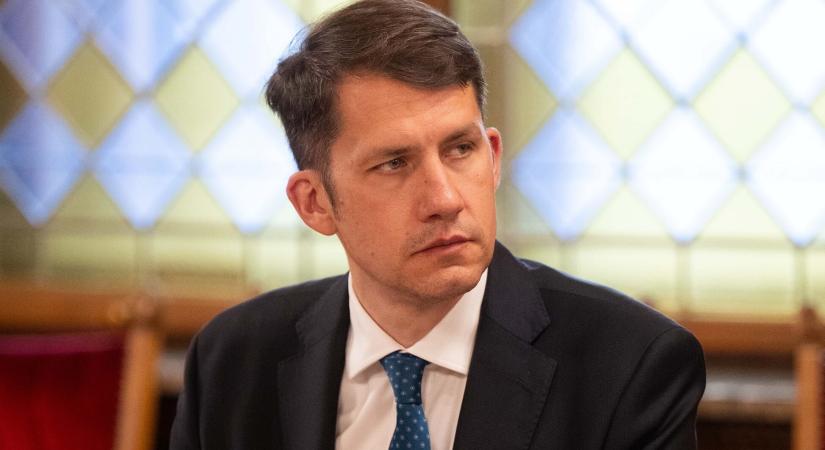 Pásztor Bálint vajdasági politikus szerint a DK meg akarja osztani a nemzetet