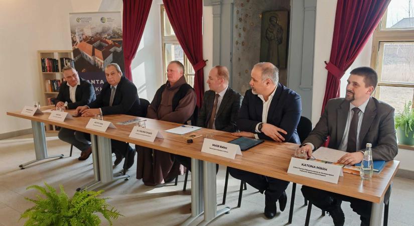 Mesterséges intellgenciáról és pályaválasztásról Kézdivásárhelyen