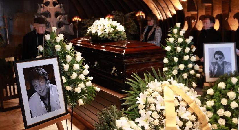 Könnyek között mondott beszédet Fenyő Miklós lánya: így búcsúzott szeretett édesapjától