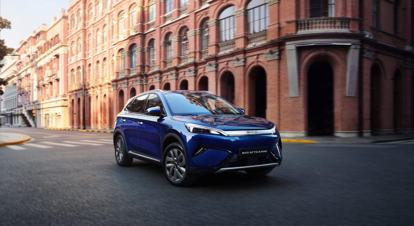800 voltos rendszerre váltott a BYD Atto 3