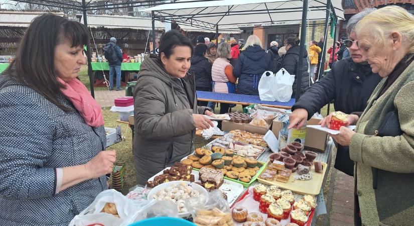 Minden sütivel egy lépéssel közelebb a gyógyuláshoz, percek alatt százezrek gyűltek össze Lizának