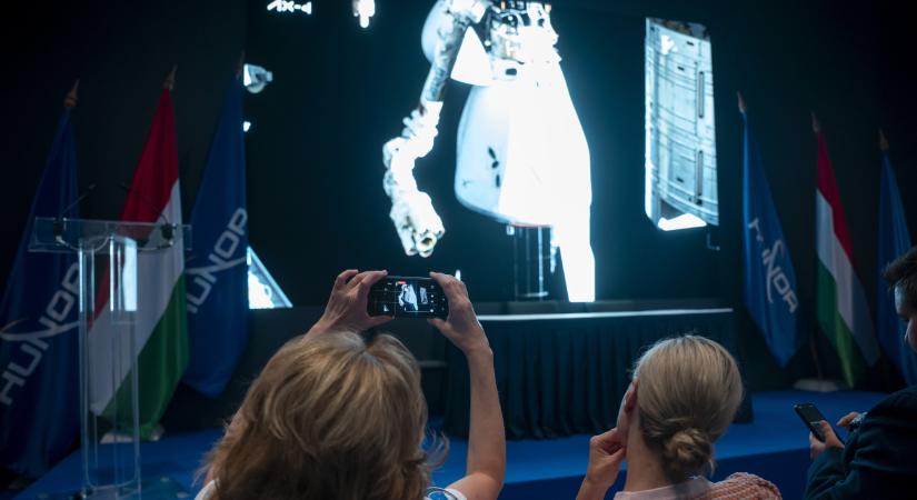 Bejelentés a Space Summiton – „Elindítjuk a HUN-REN átfogó űrkutatási programját”