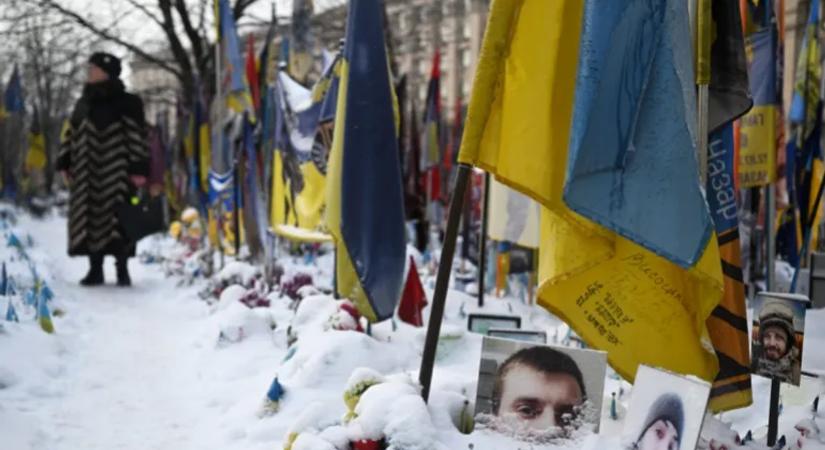 Az éjszaka közepén is fegyverropogás miatt kell rettegniük az embereknek Ukrajnában