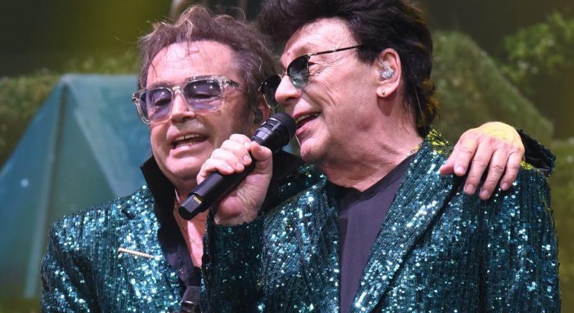 Szikora Róbert Fenyő Miklósról: Az életünk megy tovább, és Miki is azt szeretné, hogy játszunk, zenéljünk