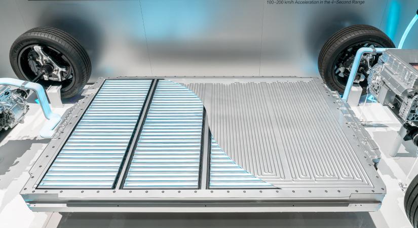 Már jövőre szilárdtest-akkukat mutathat be a BYD