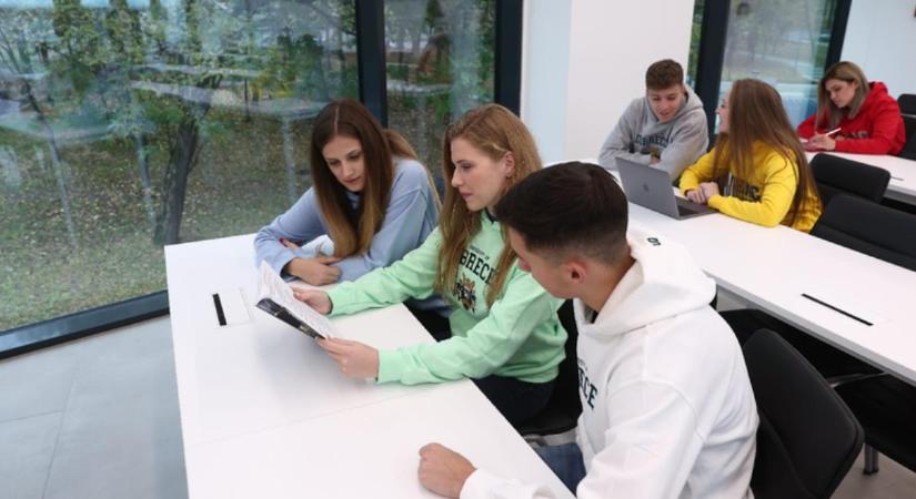 Védelmi szoftverek és kockázatelemzés: az informatikai biztonságról tudhatnak meg többet a hallgatók ezen a debreceni kurzuson