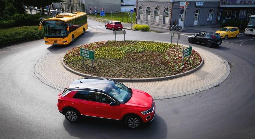 Új KRESZ és a motorosok: finomítják a szigorú szabályokat