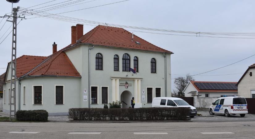 Fejbe lőtték a polgármestert! Sok téves hír után itt vannak a hiteles részletek a lövöldözésről – FOTÓK!