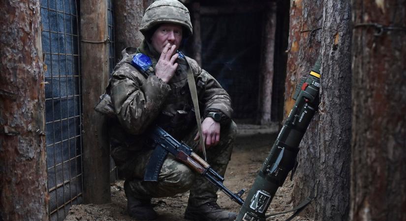 Ukrajnában a jövőben 60 év feletti férfiak is teljesíthetnek katonai szolgálatot