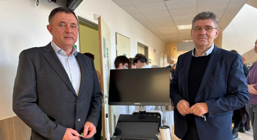 Új ultrahang készüléket kapott az enyingi rendelőintézet