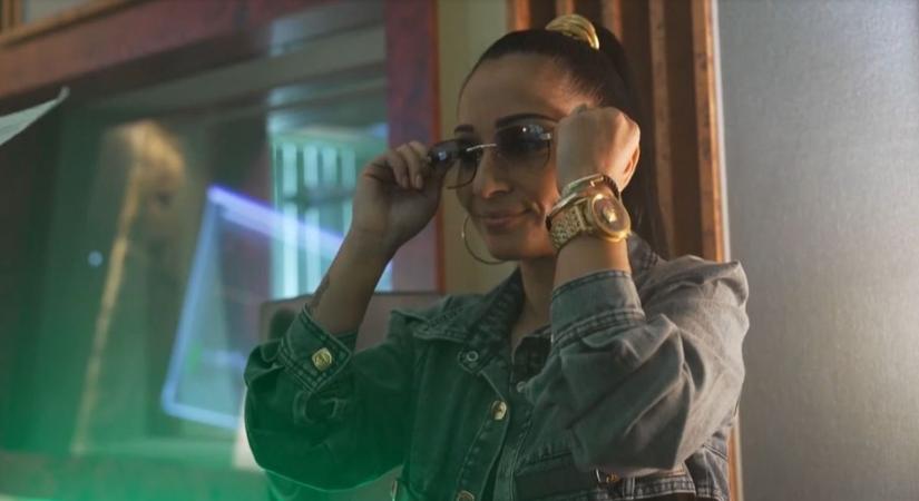 Nótár Mary elbújt a világ elől: bikinis fotóval jelentkezett Thaiföldről