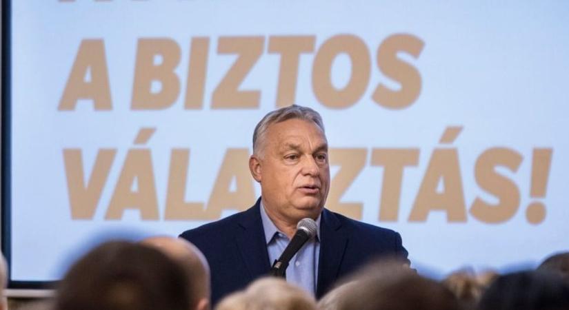Orbán Viktor Szentendrén: létkérdés, hogy ne engedjük be az ukránokat az EU-ba – ha Ukrajna tag lenne, az unió már háborúban állna (VIDEÓ)