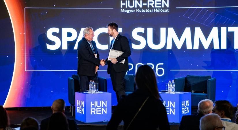 A brit tudós kijelentette: az emberiség nemcsak eljut a Holdra, hanem ott is marad — a magyaroknak pedig ideje nagyban gondolkodni