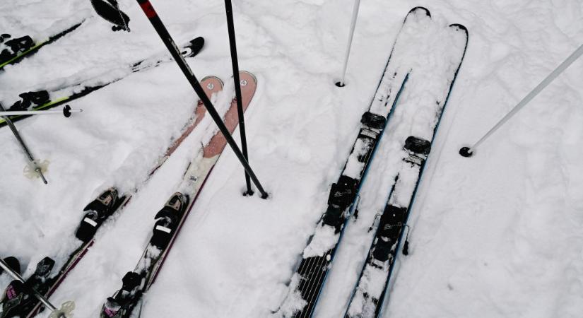 Betiltott vaxolásért zártak ki két sífutót a téli olimpiáról