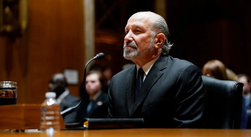 Trump kereskedelmi minisztere elismerte, hogy egyszer együtt ebédelt Epsteinnel a hírhedt magánszigeten