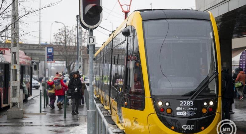 Átvette és forgalomba állította a 28. új CAF-villamost a BKK