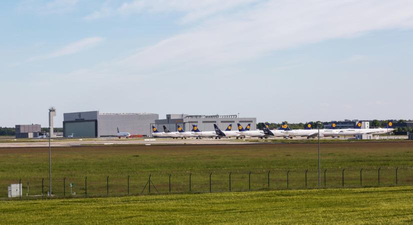 Csütörtökre sztrájkot hirdettek egy légitársaság: brutál késésekre kell számítani