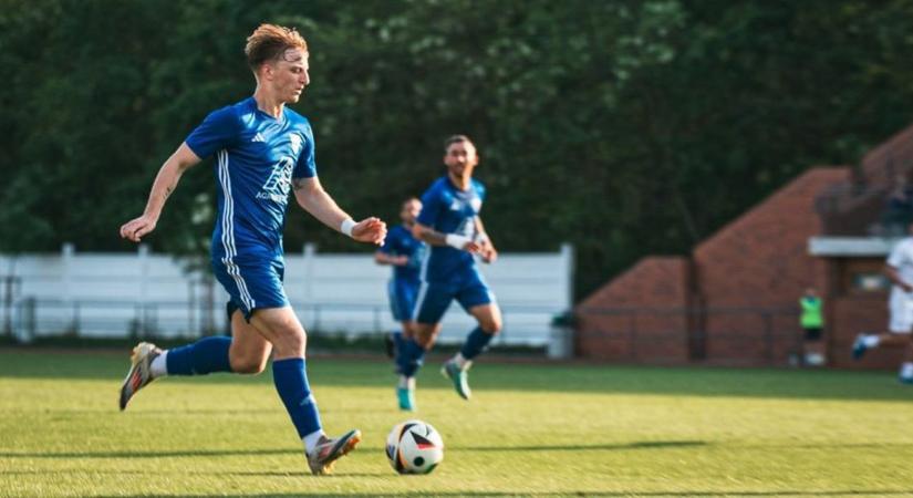 Fiatal csatárral erősítettek a DEAC labdarúgói