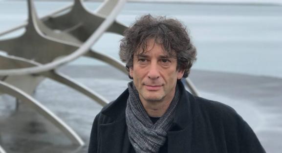 Elutasították a keresetet Neil Gaiman ellen, de ez nem bizonyítja, hogy ártatlan