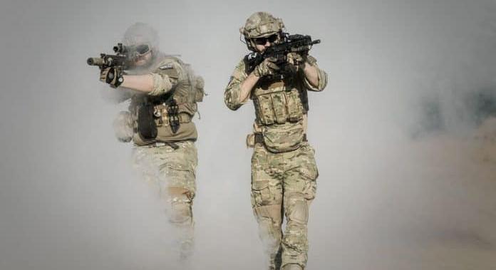 Ukrajna a nyugdíjasokat is a frontra küldi, fogynak a fiatalok