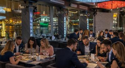 A sikeres csapatépítés tökéletes helyszínei – 2 hely, ahol találkozik a páratlan atmoszféra az izgalmas gasztronómiával