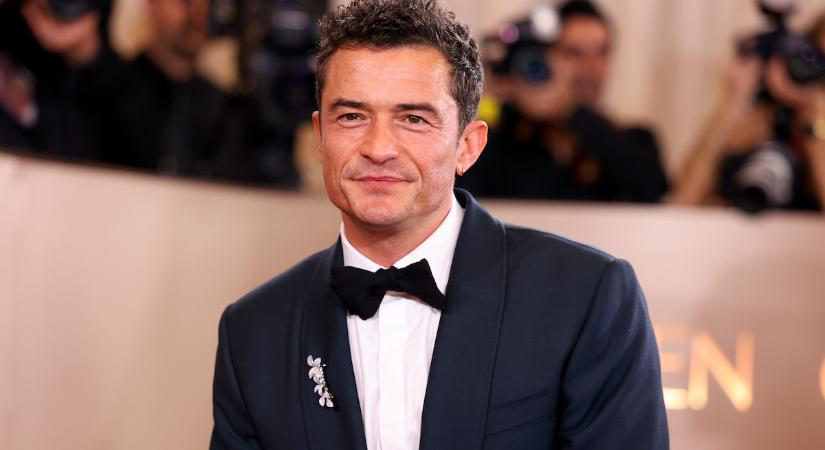 Mit szólsz? Orlando Bloom 21 évvel fiatalabb barátnőjével érkezett a Super Bowl-ra
