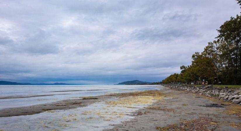 Vészesen apad a Balaton: érdemes még kipattintani magunkat a strandszezonra?