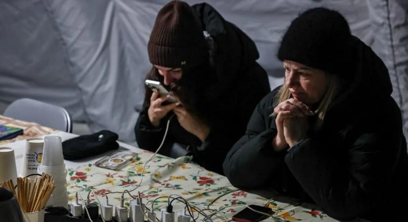 Az ukrán lakosság elképesztő módszerekkel próbálja túlélni a telet – videó