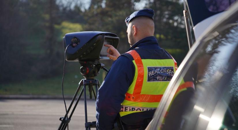 Elképesztő, amit a rendőrök most közöltek, egy falunyi autósra vár büntetés ezért