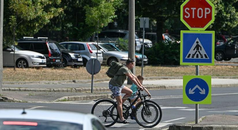 Csak folytatni kellett volna amit elkezdett, végül a jogsija bánhatja ezt a szarvashibát