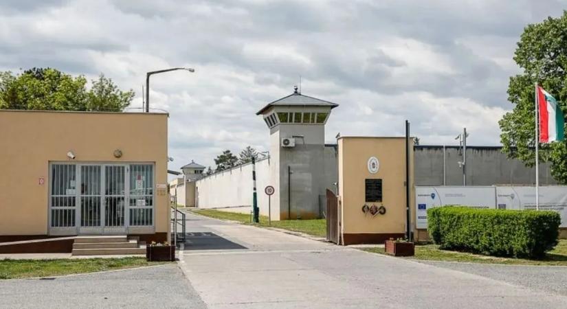 Megragadta a börtönőr nyakát egy rab a szombathelyi börtönben