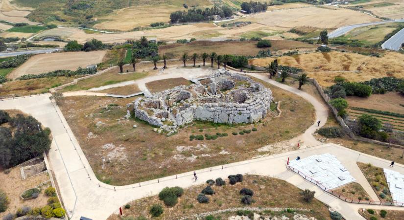 Hírünk a világban: magyar turista rongált meg egy 5000 éves templomot Máltán, börtönbüntetés lehet a vége