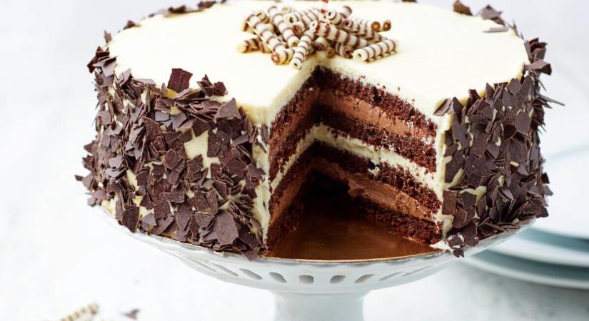 Fehér és étcsokoládés torta