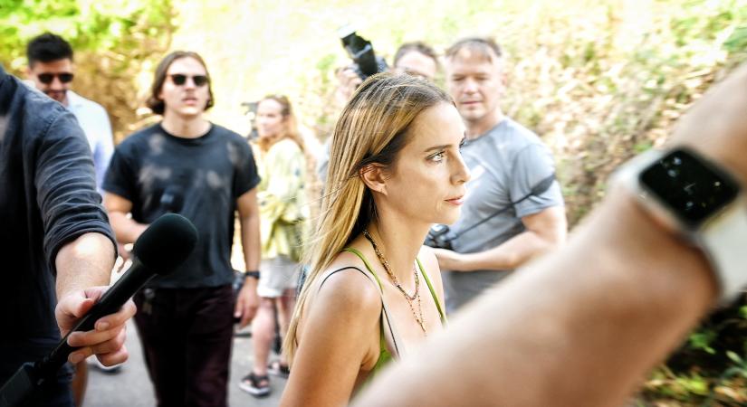 Keveri a kártyát az üzletasszony: Rogán-Szendrei Cecília saját cégének adott el a hihetetlen profitot termelő cégük üzletrészéből