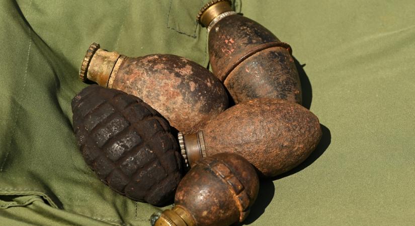 Kézigránátot dobott a sorozó tisztek közé az ukrán férfi