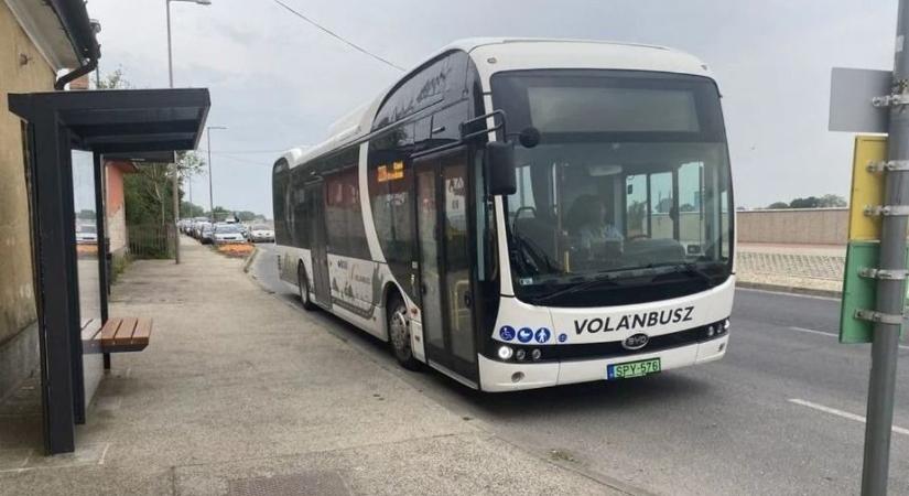 Buszjárat, ami a Duna felett köt össze két országot