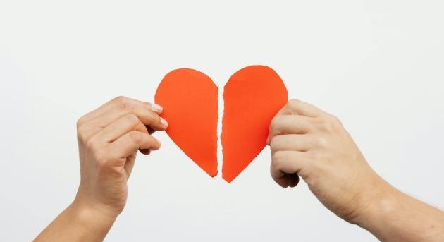 Csak óvatosan az internetes románccal!