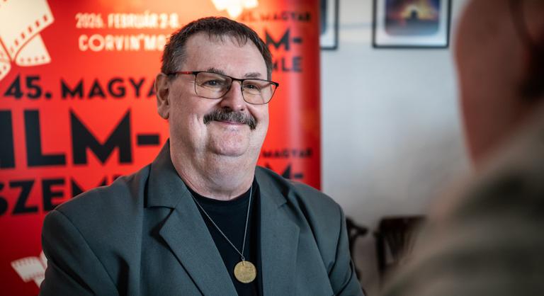 Meghatódott Kovi a kultikus felnőttfilmesekről szóló sorozat bemutatója után