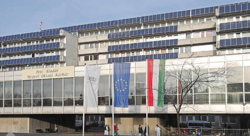 A győri kórházban ápolják a tegnap meglőtt polgármestert